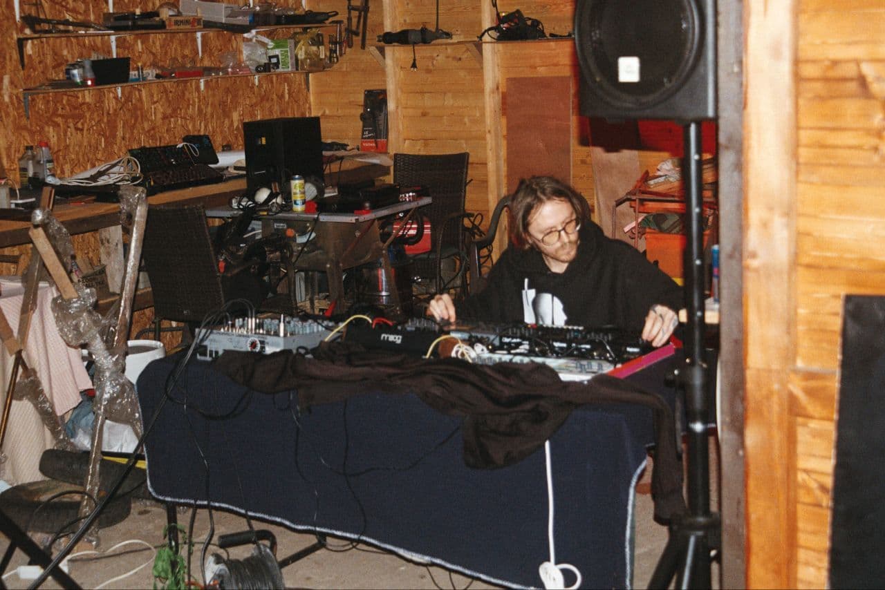 EVENT09: Sass live synth techno set VHS - video cover image